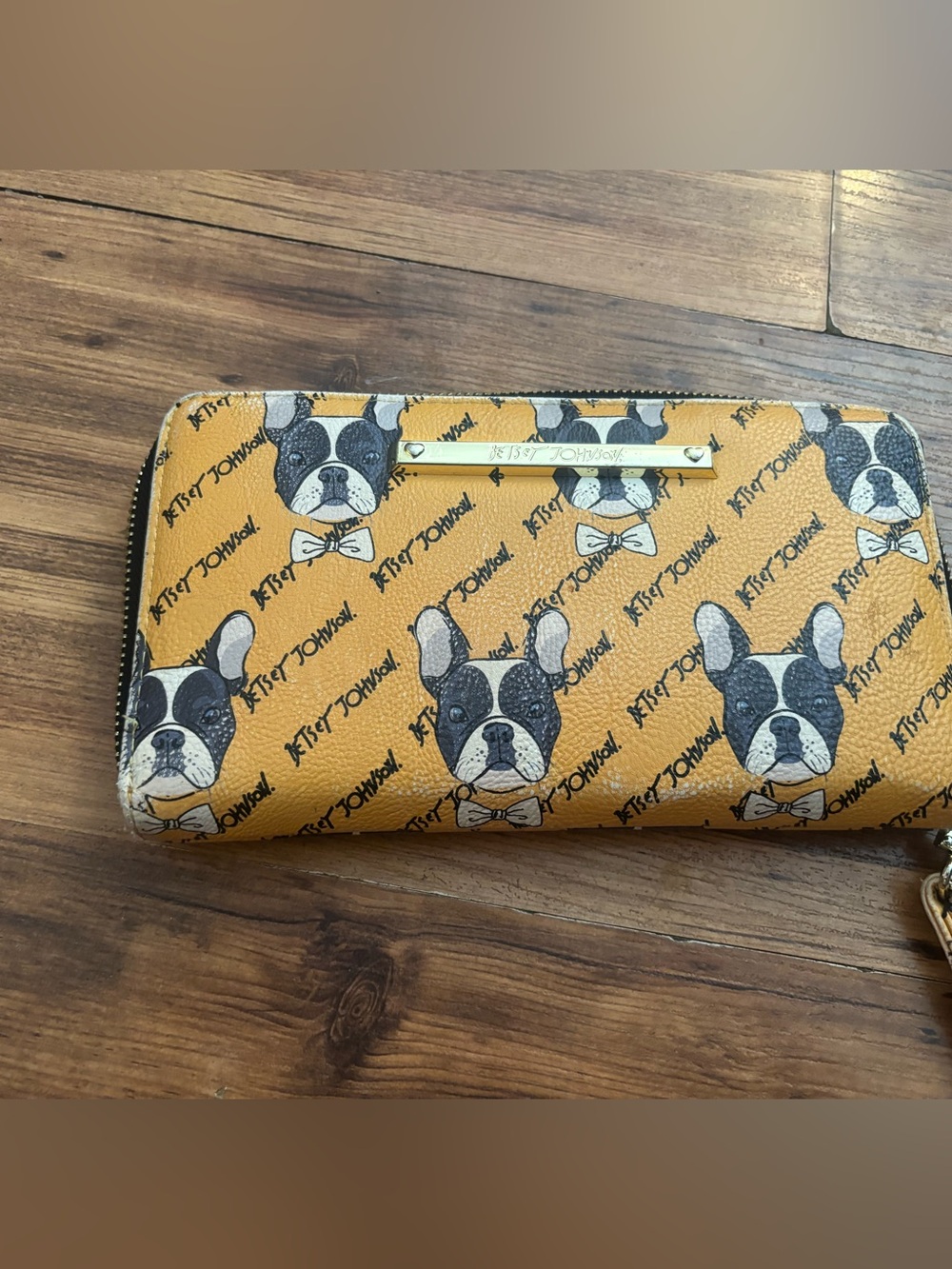 Betsey Johnson French bulldog wallet